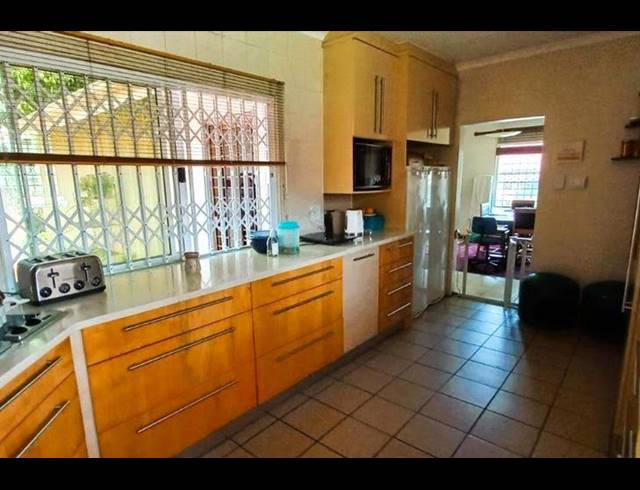 4 BEDROOM HOUSE FOR SALE IN NORKEM PARK